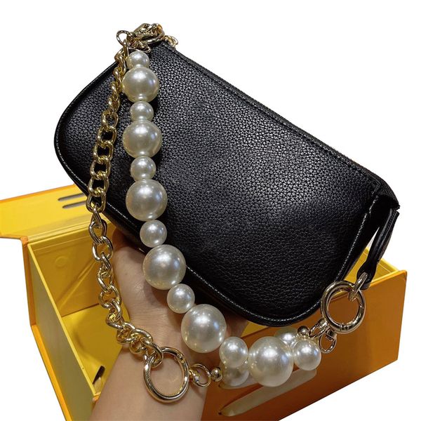 designers bags luxurys women shoulder pearl bag crossbody design bag handbag lady purse classic leather various styles very nice
designers bags luxurys women shoulder pearl bag crossbody design bag handbag lady purse classic leather various styles very nice