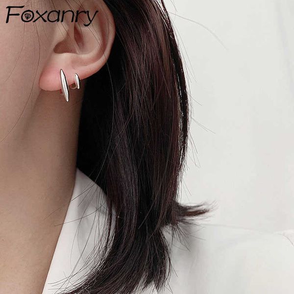 charm anry prevent allergy silver color d earrings trendy elegant simple design smooth granular geometric party jewelry l230315, Golden
charm anry prevent allergy silver color d earrings trendy elegant simple design smooth granular geometric party jewelry l230315, Golden