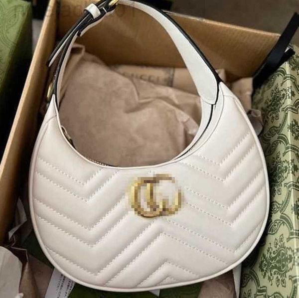 designer cucci ggs bag cc red book armpit bag crescent bag one shoulder cross body portable chain women's bag versatile fashion wallet
designer cucci ggs bag cc red book armpit bag crescent bag one shoulder cross body portable chain women's bag versatile fashion wallet
