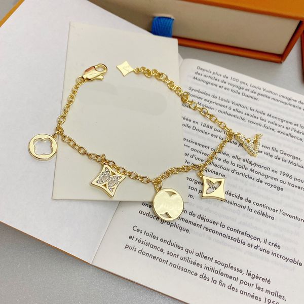 stamp designer chain bracelet charm bracelets luxury women bangle wristband chains jewelry 18k gold plated copper will never fade original e, Golden;silver
stamp designer chain bracelet charm bracelets luxury women bangle wristband chains jewelry 18k gold plated copper will never fade original e, Golden;silver