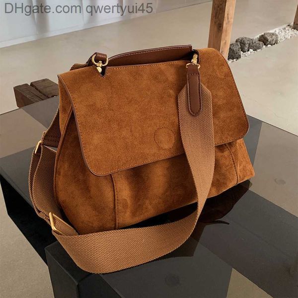 qwertyui45 totes nubuck pu leather flap shoulder bags for women vintage wide strap crossbody bag large capacity women designer handbags tote
qwertyui45 totes nubuck pu leather flap shoulder bags for women vintage wide strap crossbody bag large capacity women designer handbags tote