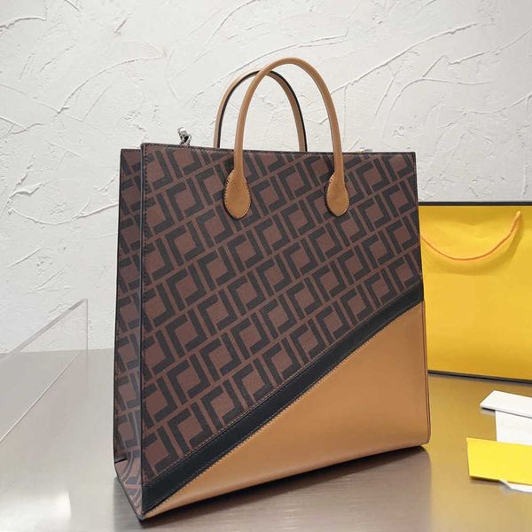 designer bag men tote bag large briefcase shopper luxurys handbags women luxury bag color matching shoulder shopping bags 230301
designer bag men tote bag large briefcase shopper luxurys handbags women luxury bag color matching shoulder shopping bags 230301