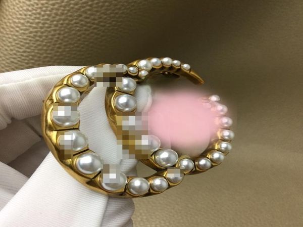 ladies brooch fashion new personality rhinestones english letters brooch clothing gift accessories whole fast del3093672, Gray
ladies brooch fashion new personality rhinestones english letters brooch clothing gift accessories whole fast del3093672, Gray