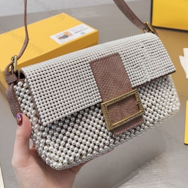 9a new designer bag pearl shoulder bag leisure high beauty ladies bag full diamond super flash fashion law stick underarm bag
9a new designer bag pearl shoulder bag leisure high beauty ladies bag full diamond super flash fashion law stick underarm bag