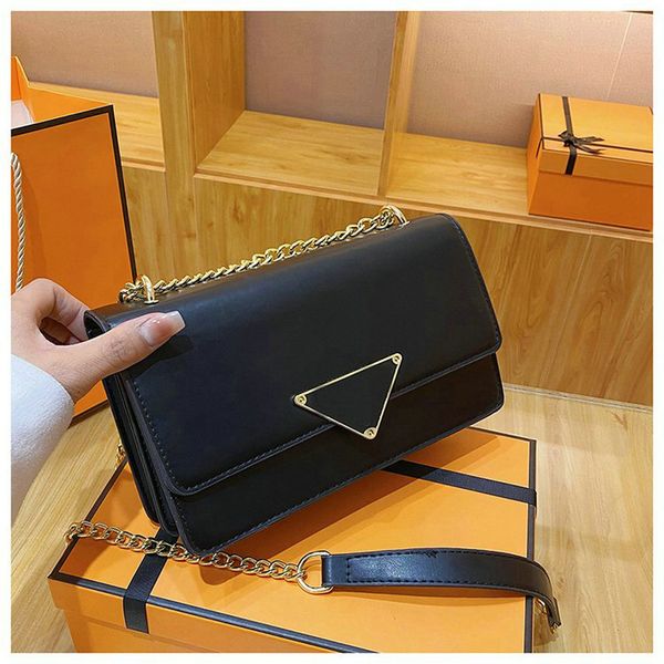 pradaa bags women wallets chain shoulder crossbody bags lady purse messenger bag designer handbags louiseity fashion viutonity female purse, Red;black
pradaa bags women wallets chain shoulder crossbody bags lady purse messenger bag designer handbags louiseity fashion viutonity female purse, Red;black