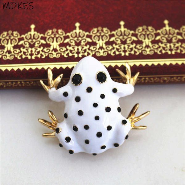 pins brooches feminine fashion exquisite white drop glaze rhinones green enamel frog brooch inlaid wi pearlsl230315, Gray
pins brooches feminine fashion exquisite white drop glaze rhinones green enamel frog brooch inlaid wi pearlsl230315, Gray