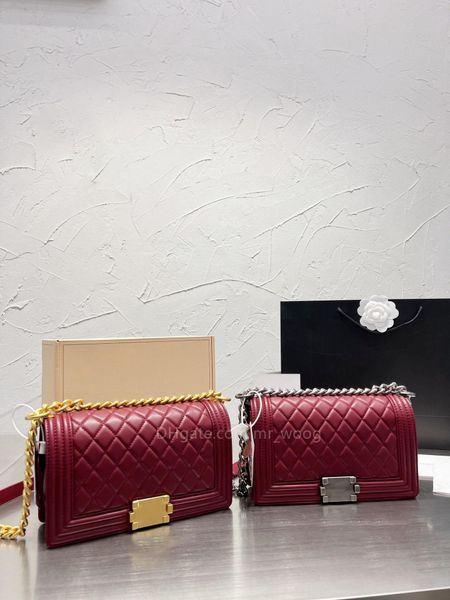 2023 spring and autumn shopping bag single shoulder bag designer women handbag crossbody bag purse underarm bag tote hardware locking buckle
2023 spring and autumn shopping bag single shoulder bag designer women handbag crossbody bag purse underarm bag tote hardware locking buckle