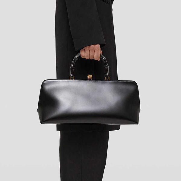 new totes jilbag tote bag fashion versatile casual designer bag black luxurys handbag portable one shoulder bag purse designers handbags 230
new totes jilbag tote bag fashion versatile casual designer bag black luxurys handbag portable one shoulder bag purse designers handbags 230