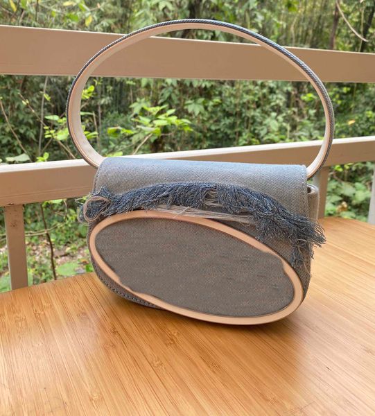 shoulder bags luxury women handle handbags purse half round design leather underarm flap denim shoulder bag fashion handbags 2 sizes 220616
shoulder bags luxury women handle handbags purse half round design leather underarm flap denim shoulder bag fashion handbags 2 sizes 220616