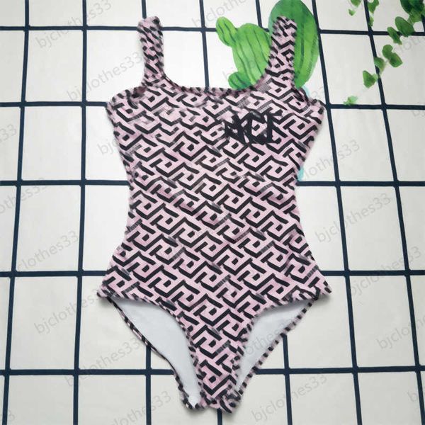 swimwear classic letters print square neck sleeveless vest style girl swimwears chest pads bare waist design charm bathing suit swimsuit des, White;black
swimwear classic letters print square neck sleeveless vest style girl swimwears chest pads bare waist design charm bathing suit swimsuit des, White;black