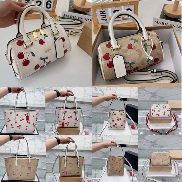 luxury bags designer crossbody bags sweet cherry handbag vintage leather travel totes lady camera shoulder bag purse handbags 230302
luxury bags designer crossbody bags sweet cherry handbag vintage leather travel totes lady camera shoulder bag purse handbags 230302