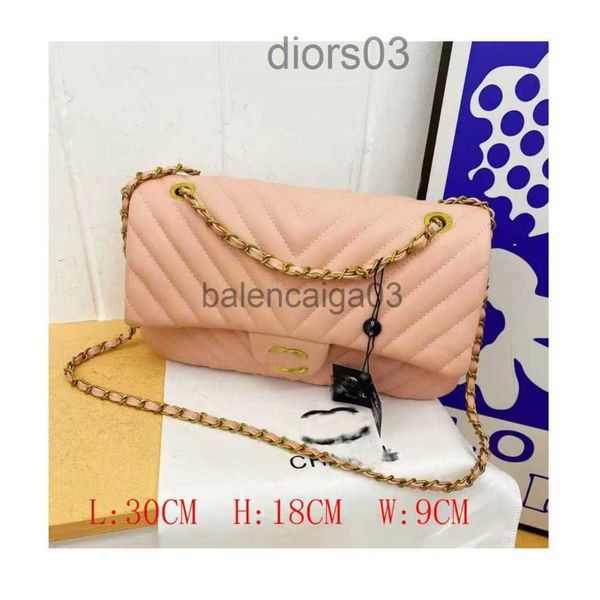 designer channel bag tote shoulder handbag crossbody bag luxurious fashion new small square light luxury rhombus chain leather cosmetic mess
designer channel bag tote shoulder handbag crossbody bag luxurious fashion new small square light luxury rhombus chain leather cosmetic mess