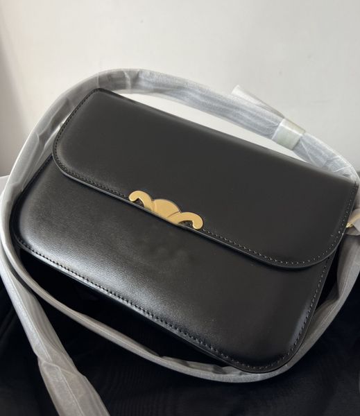 h quality designer shoulder bag fashion cross body bag delicate cowhide sense messenger envelope handbag adjustable
h quality designer shoulder bag fashion cross body bag delicate cowhide sense messenger envelope handbag adjustable