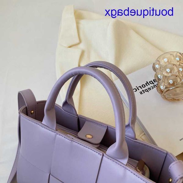luxury bottegss venetss arco evening bags online store spring bag leisure women's in new trend 2023 fashion one-shoulder simple cr with
luxury bottegss venetss arco evening bags online store spring bag leisure women's in new trend 2023 fashion one-shoulder simple cr with