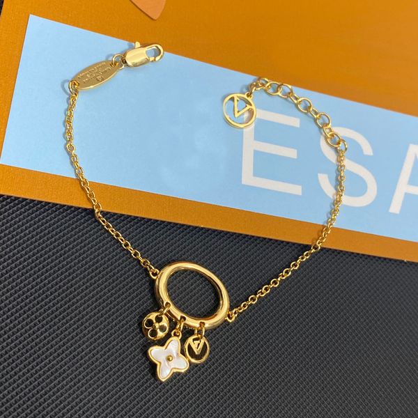 stamp designer chain bracelet charm bracelets luxury women sea shell bangle chains jewelry 18k gold plated copper will never fade original e, Golden;silver
stamp designer chain bracelet charm bracelets luxury women sea shell bangle chains jewelry 18k gold plated copper will never fade original e, Golden;silver