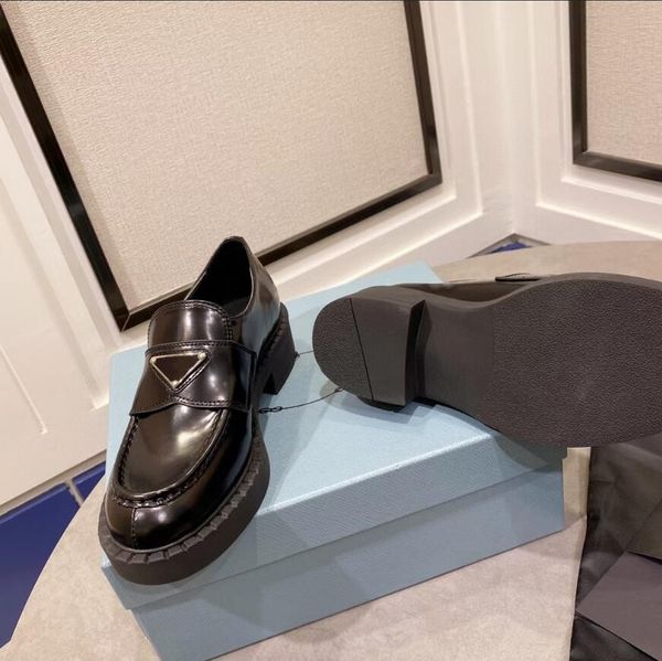 designer mens loafers dress shoes sneakers triangle nameplate black patent leather loafers women mens wedding shoe for business party shoe s
designer mens loafers dress shoes sneakers triangle nameplate black patent leather loafers women mens wedding shoe for business party shoe s