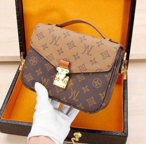 shopping bags women postman bag luxurys designers bags women handbags lady messenger fashion shoulder bag luxury crossbody tote wallet 2023
shopping bags women postman bag luxurys designers bags women handbags lady messenger fashion shoulder bag luxury crossbody tote wallet 2023
