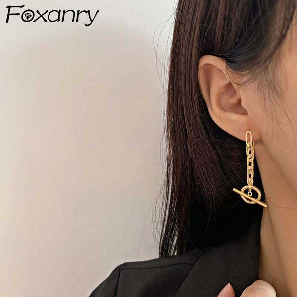 charm anry prevent allergy silver color d earrings for women ins fashion creative tassel chain ot buckle party jewelry l230315, Golden
charm anry prevent allergy silver color d earrings for women ins fashion creative tassel chain ot buckle party jewelry l230315, Golden