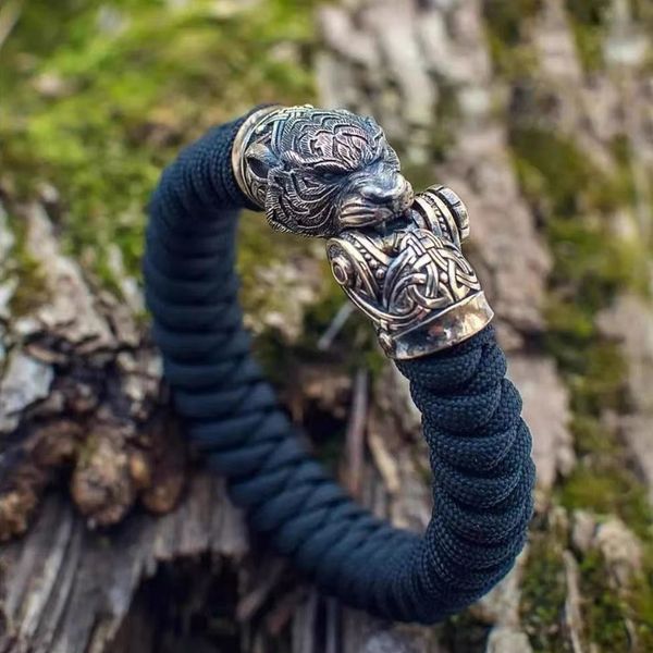 climbing ropes 1 set paracord bracelet diy accessories pendant brass parts leopard head buckle lanyards charms 230314
climbing ropes 1 set paracord bracelet diy accessories pendant brass parts leopard head buckle lanyards charms 230314