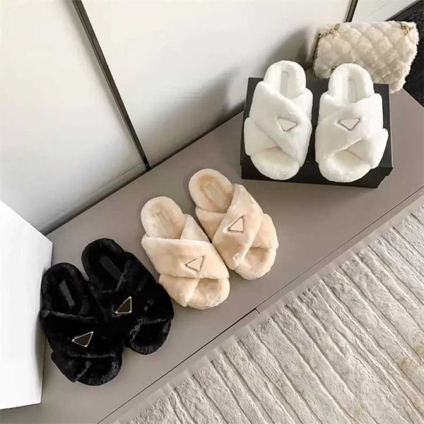 luxury wool fur slides women sherpa slippers designers enameled triangle crossover fashion lady girl shoes black white begin mule shearling
luxury wool fur slides women sherpa slippers designers enameled triangle crossover fashion lady girl shoes black white begin mule shearling