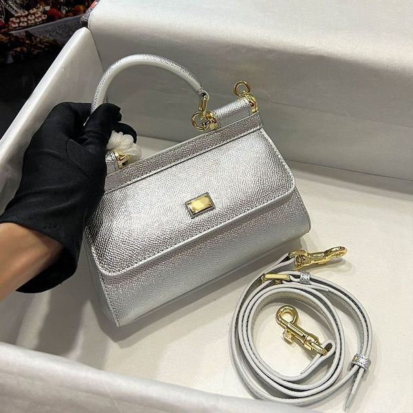 woman designer handbags crossbody bags totes wallet mini cowhide genuine leather messenger bag purse removable strap gold hardware lady shou
woman designer handbags crossbody bags totes wallet mini cowhide genuine leather messenger bag purse removable strap gold hardware lady shou