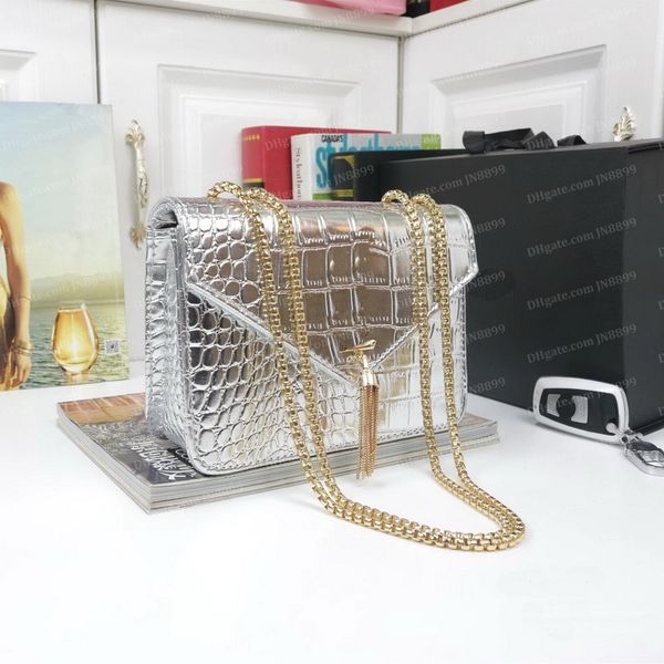 designer silver shoulder bag wallet handbag women handbags crossbody soho bag disco gold chain fringed messenger bags luxury purse 22cm with
designer silver shoulder bag wallet handbag women handbags crossbody soho bag disco gold chain fringed messenger bags luxury purse 22cm with