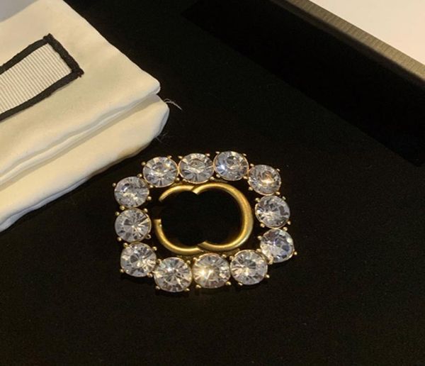 women designer brooch famous letter diamond brooches pin tasse electroplated jewelry brooches new designer present pins 2201051d8400835, Gray
women designer brooch famous letter diamond brooches pin tasse electroplated jewelry brooches new designer present pins 2201051d8400835, Gray