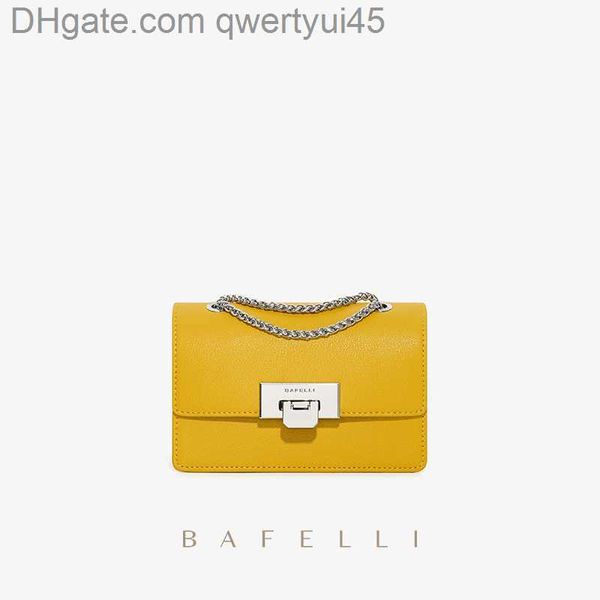 qwertyui45 totes bafelli 2022 women's handbag new boxy classical chain bag crossbody shoulder fashion stylish mini size purse casual tr
qwertyui45 totes bafelli 2022 women's handbag new boxy classical chain bag crossbody shoulder fashion stylish mini size purse casual tr
