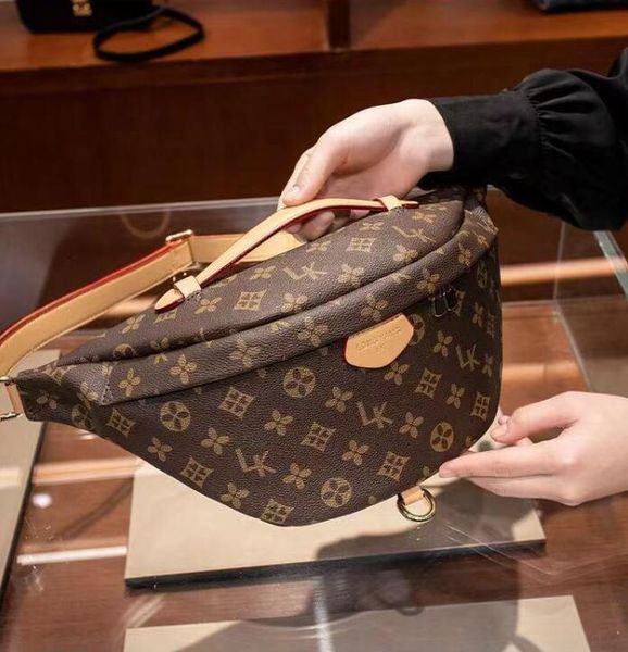 2023 designers luxury waist bags cross body handbag bumbag fashion shoulder bag brown bum fanny pack purse crossbody bag
2023 designers luxury waist bags cross body handbag bumbag fashion shoulder bag brown bum fanny pack purse crossbody bag