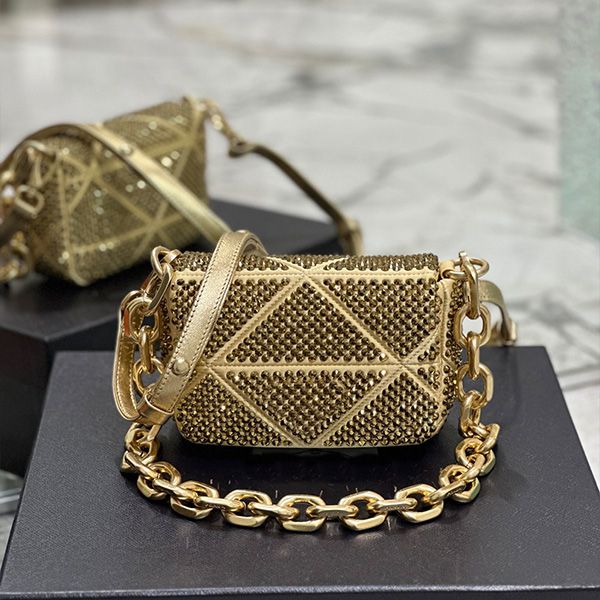 party clutch shining diamond bag drill totes hobo chain shoulder bag women's dinner evening bags satchel logo gold rhinestone handbag c
party clutch shining diamond bag drill totes hobo chain shoulder bag women's dinner evening bags satchel logo gold rhinestone handbag c