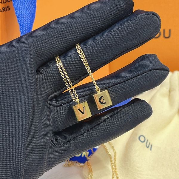 fashion design brand necklaces women style long chain selected gold plated necklace exquisite charm accessories premium gift family, Silver
fashion design brand necklaces women style long chain selected gold plated necklace exquisite charm accessories premium gift family, Silver