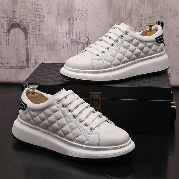 2023 fashion men dad shoes designer sneakers outdoor luxury basketball shoes platform comfortable sports casual soft-soled shoes, Black
2023 fashion men dad shoes designer sneakers outdoor luxury basketball shoes platform comfortable sports casual soft-soled shoes, Black