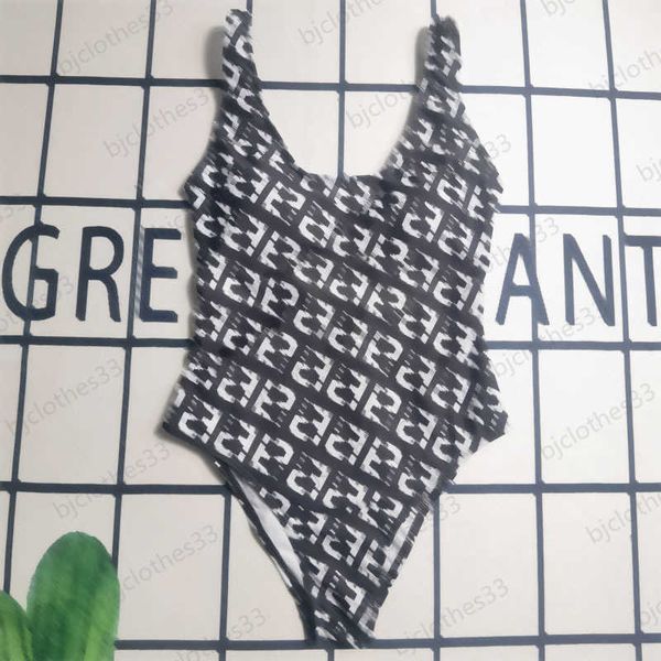 designer swimwears letter jacquard u-neck sleeveless vest style girl swimsuit chest pad design casual joke simple bathing suit bikinis for w, White;black
designer swimwears letter jacquard u-neck sleeveless vest style girl swimsuit chest pad design casual joke simple bathing suit bikinis for w, White;black