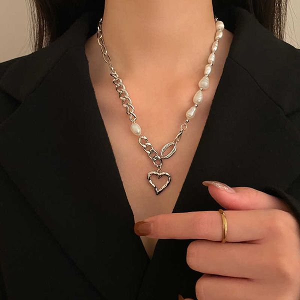chokers kpop fashion heart pendant necklace metal silver color pearl chain for women 2022 trendy y2k choker wedding jewelry gift y2303, Golden;silver
chokers kpop fashion heart pendant necklace metal silver color pearl chain for women 2022 trendy y2k choker wedding jewelry gift y2303, Golden;silver