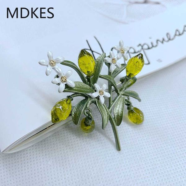 pins brooches lemon series brooch earrings women's brooch plant flower ear hook baking varnish cheongsam accessoriesl230315, Gray
pins brooches lemon series brooch earrings women's brooch plant flower ear hook baking varnish cheongsam accessoriesl230315, Gray