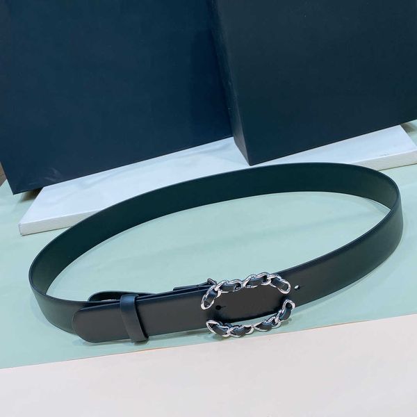 classic women belt fashion vintage brass metal buckle dress decorative thin waist width 3.0cm r belts size 90-115cm with gift box, Black;brown
classic women belt fashion vintage brass metal buckle dress decorative thin waist width 3.0cm r belts size 90-115cm with gift box, Black;brown