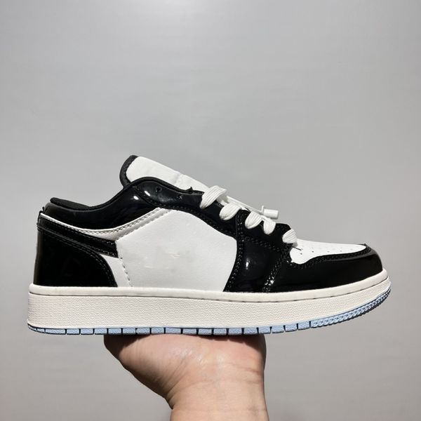 casual men women skateboard shoes fashion 1s low cut lace-up leather leisure flats outdoor comfortable non-slip sneakers loafers 36-44, Black
casual men women skateboard shoes fashion 1s low cut lace-up leather leisure flats outdoor comfortable non-slip sneakers loafers 36-44, Black