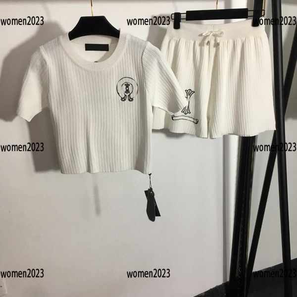 luxury tracksuits women sportswear lady casual outfit 2pcs logo embroidered short sleeve tshirt and elastic waist casual shorts summer new a, Gray
luxury tracksuits women sportswear lady casual outfit 2pcs logo embroidered short sleeve tshirt and elastic waist casual shorts summer new a, Gray