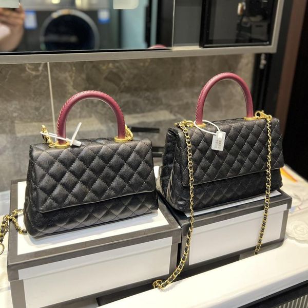 caviar luxurys womens messenger bags check crossbody shoulder bags gold letter handbags purses with box 22cm 25cm
caviar luxurys womens messenger bags check crossbody shoulder bags gold letter handbags purses with box 22cm 25cm