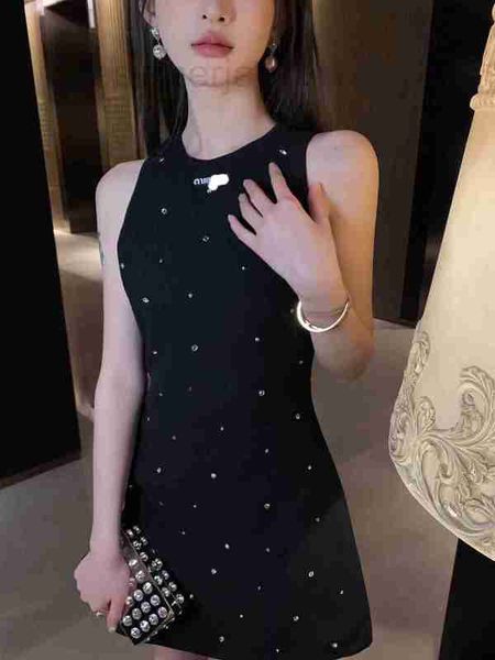 casual dresses designer spring summer new style handmade full diamond decorative sleeveless vest knitted dress goddess piece 5t1c, Black;gray
casual dresses designer spring summer new style handmade full diamond decorative sleeveless vest knitted dress goddess piece 5t1c, Black;gray