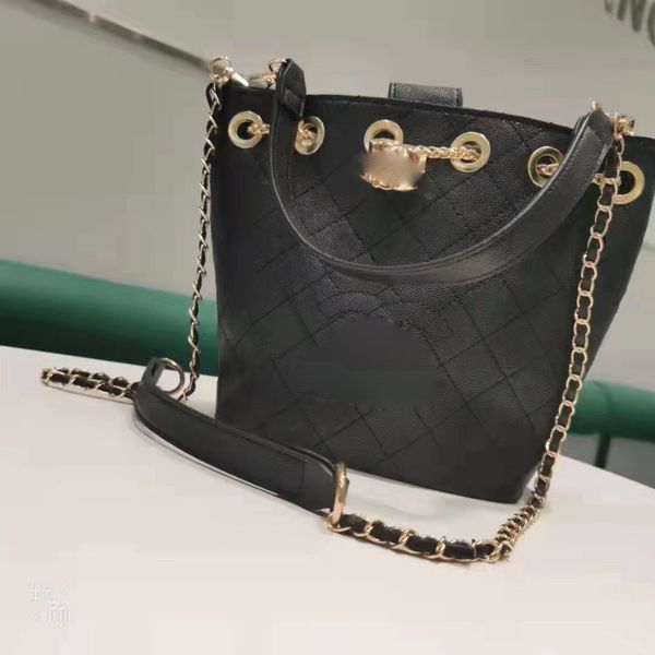 chanei chain binding tote bag shoulder bags with shoulderpads womens purses and handbags
chanei chain binding tote bag shoulder bags with shoulderpads womens purses and handbags