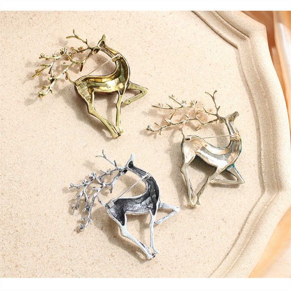 pins brooches christmas deer brooch enamel reindeer sika deer brooch cute beautiful animal pin winter jewelry pinsl230315, Gray
pins brooches christmas deer brooch enamel reindeer sika deer brooch cute beautiful animal pin winter jewelry pinsl230315, Gray