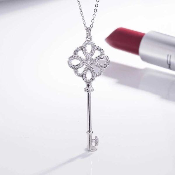 pendant necklaces s925 sterling silver chinese knot key pendant necklace women's simple full diamond fashion elegant key sweater chain
pendant necklaces s925 sterling silver chinese knot key pendant necklace women's simple full diamond fashion elegant key sweater chain