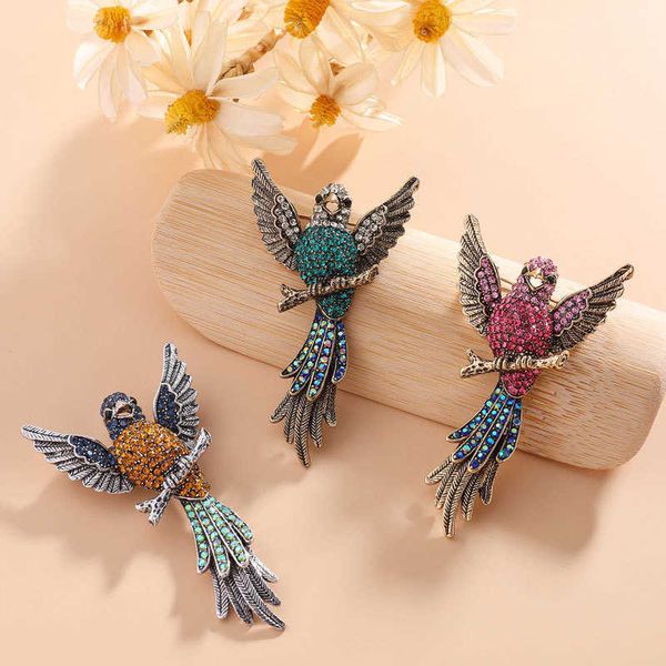 pins brooches rhinone fashion bird brooches for women parrot pin bid brooch vintage style 2 colors available 230315, Gray
pins brooches rhinone fashion bird brooches for women parrot pin bid brooch vintage style 2 colors available 230315, Gray