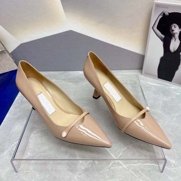 pointed buttoned dress velvet women's shoes designer platform 6.5cm high heel wedding party women's shoes 34-40, Black
pointed buttoned dress velvet women's shoes designer platform 6.5cm high heel wedding party women's shoes 34-40, Black