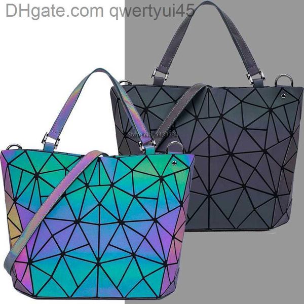 qwertyui45 totes luminous bao big bag holographic reflective geometric bags for women 2020 quilted shoulder bags female handbags bolsa femin
qwertyui45 totes luminous bao big bag holographic reflective geometric bags for women 2020 quilted shoulder bags female handbags bolsa femin