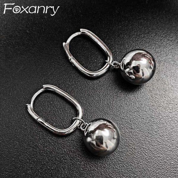 charm anry prevent allergy silver color drop earrings for women couple new fashion simple ball geometric pendant party jewelry gift l230315, Golden
charm anry prevent allergy silver color drop earrings for women couple new fashion simple ball geometric pendant party jewelry gift l230315, Golden