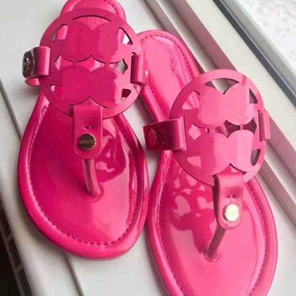 luxury sandals designer womens classic slippers luxury brand sandals sliding cut pattern flats fashion outdoor beach flip-flop eu35-eu42, Black
luxury sandals designer womens classic slippers luxury brand sandals sliding cut pattern flats fashion outdoor beach flip-flop eu35-eu42, Black