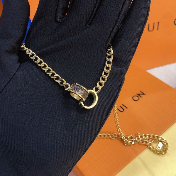 fashion designer pendant necklaces classic premium jewelry necklace charm women's style accessories selection brand gift christmas, Silver
fashion designer pendant necklaces classic premium jewelry necklace charm women's style accessories selection brand gift christmas, Silver
