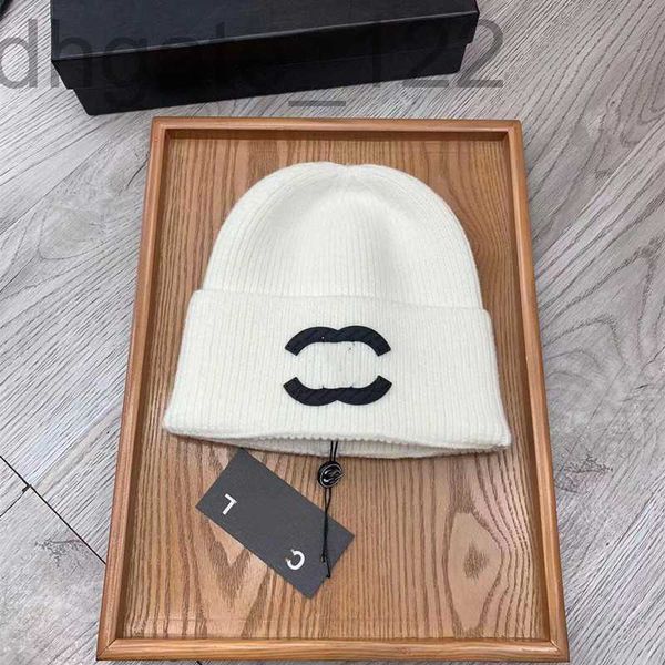 designer designer brand men's luxury beanie hat ladies autumn and winter new small fragrance fashion trend warm versatile knitted b57m, Blue;gray
designer designer brand men's luxury beanie hat ladies autumn and winter new small fragrance fashion trend warm versatile knitted b57m, Blue;gray